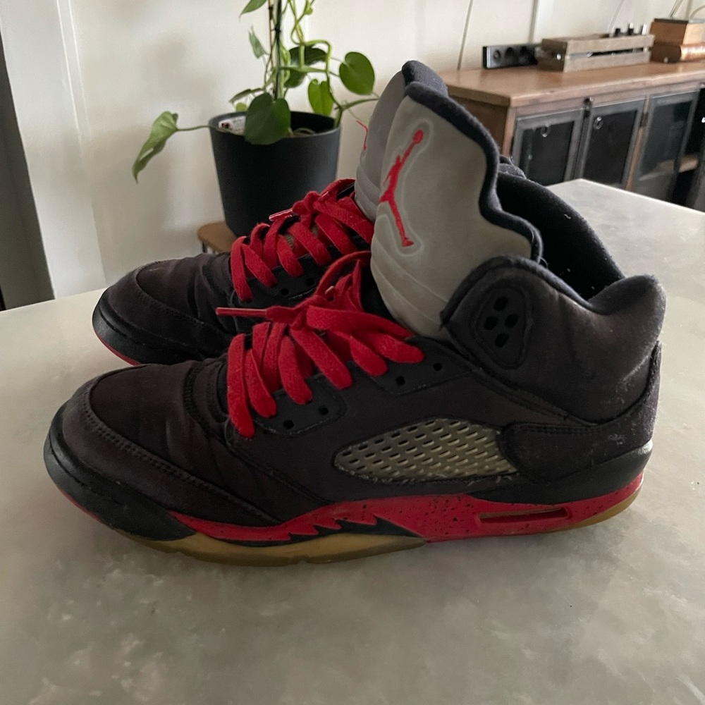 Nike Air Jordan 5 Retro Satin Bred Red Black Shoes Size 6.5Y Woman’s 8